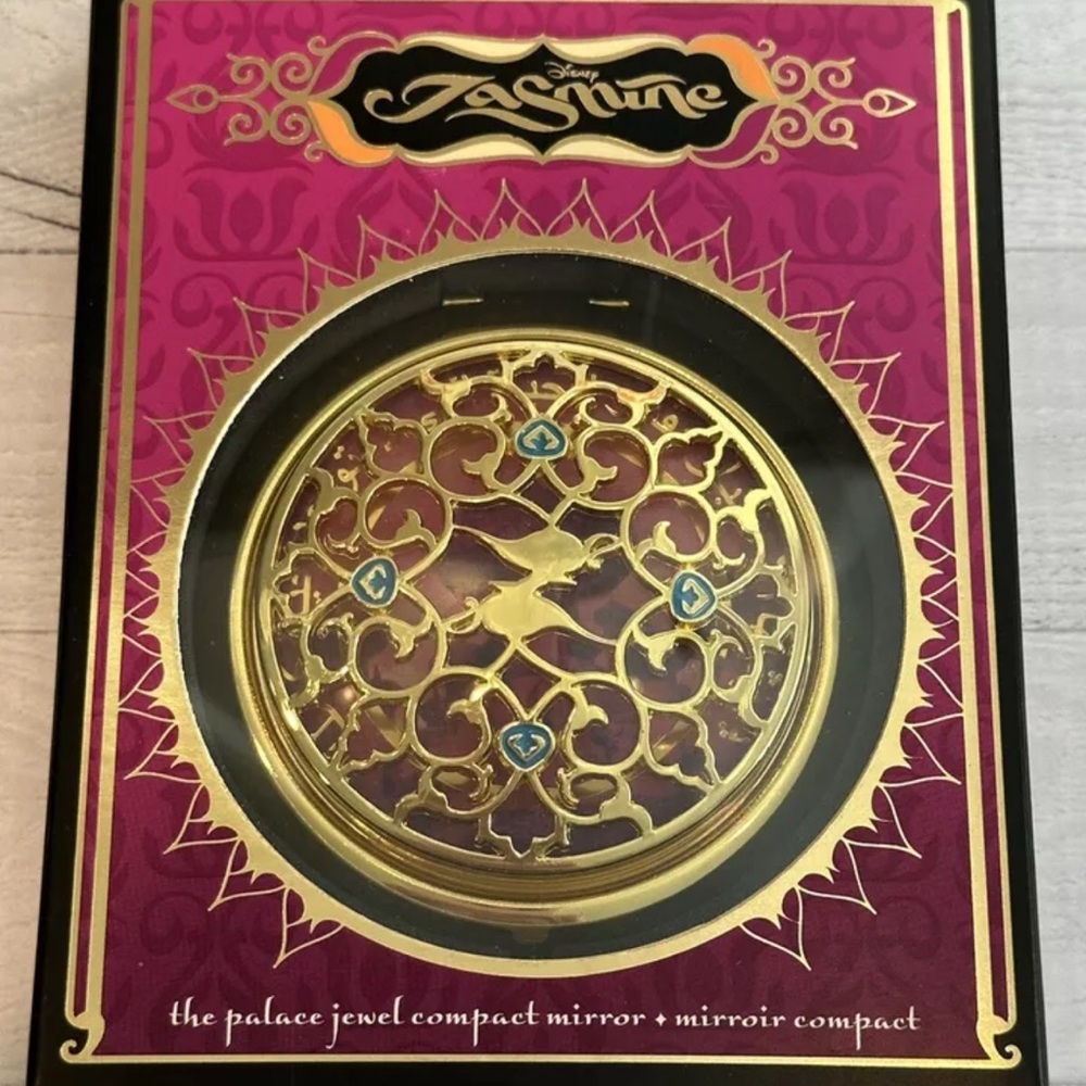 Rare Sephora 2012 Disney Jasmine  Compact Mirror.